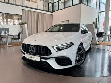 Car image 28