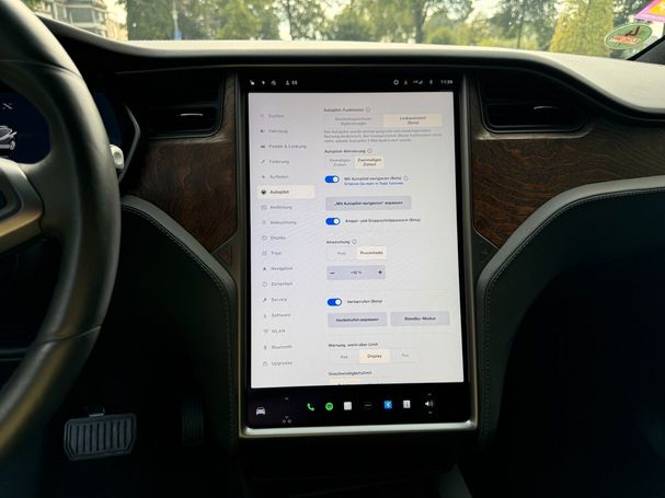 Tesla Model X AWD 398 kW image number 24