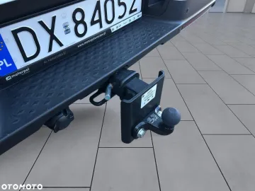 Car image 34