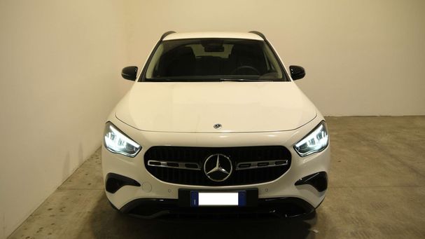 Mercedes-Benz GLA 200 d 110 kW image number 2