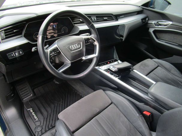 Audi e-tron 50 quattro 230 kW image number 10