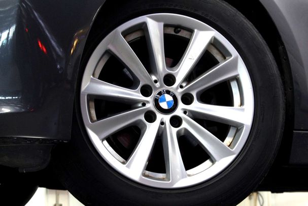 BMW 320i 135 kW image number 5