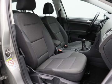 Car image 33