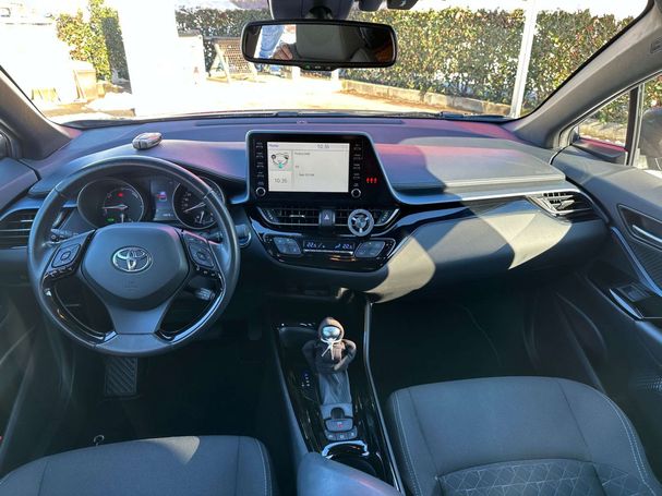 Toyota C-HR 2.0 135 kW image number 24