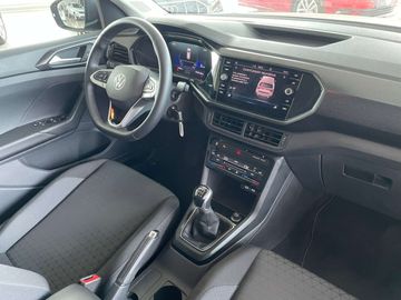 Car image 30