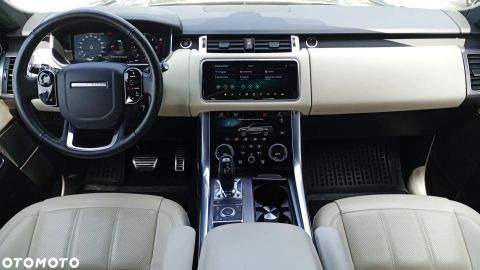 Car image 30