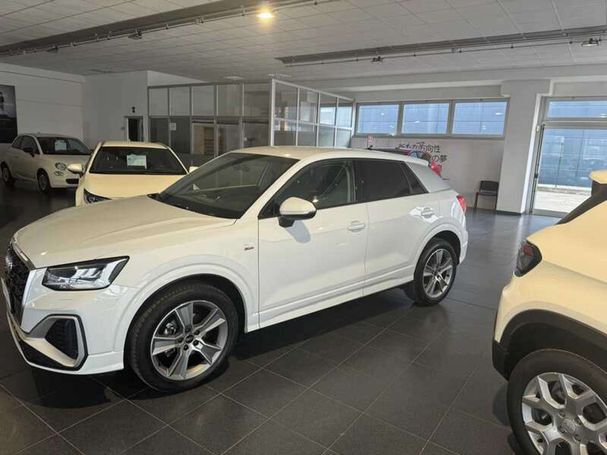 Audi Q2 30 TDI S-line 85 kW image number 2