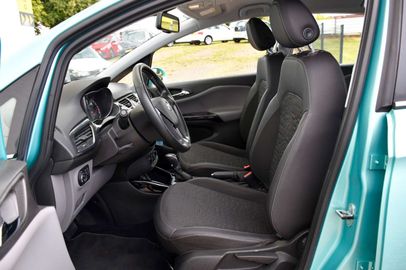 Car image 15