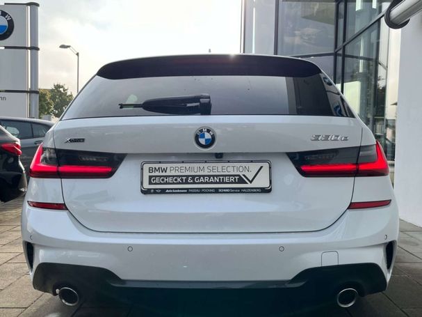 BMW 330e Touring xDrive 215 kW image number 4