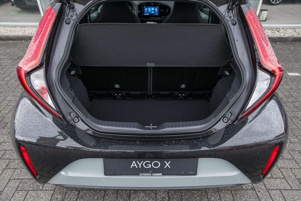 Toyota Aygo X 1.0 VVT-i 53 kW image number 7