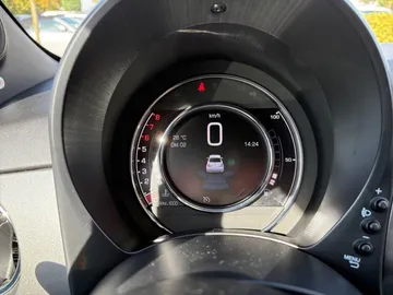 Car image 30