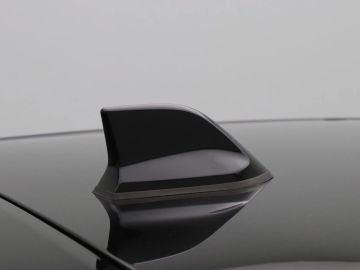 Car image 40