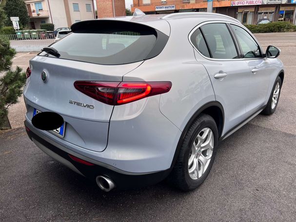 Alfa Romeo Stelvio 2.2 Q4 140 kW image number 11