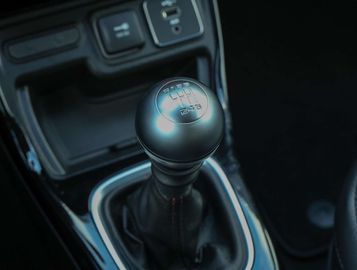 Car image 36