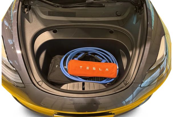 Tesla Model 3 AWD 366 kW image number 6