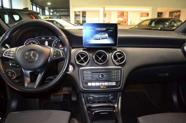 Mercedes-Benz A 180 90 kW image number 12