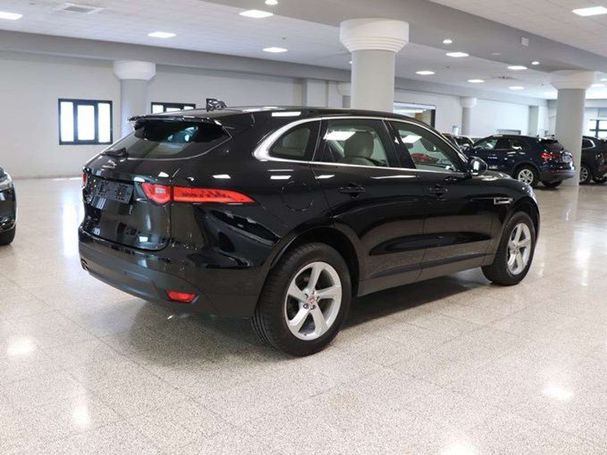 Jaguar F-Pace 132 kW image number 6