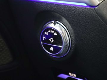 Car image 37