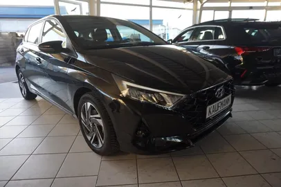 Car image 25