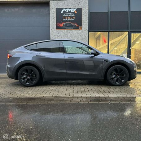 Tesla Model Y 220 kW image number 3