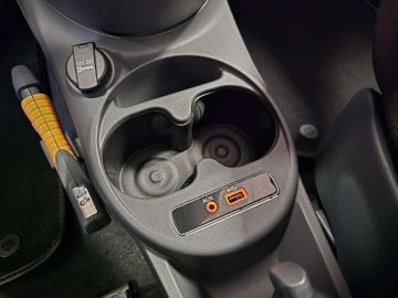 Car image 33