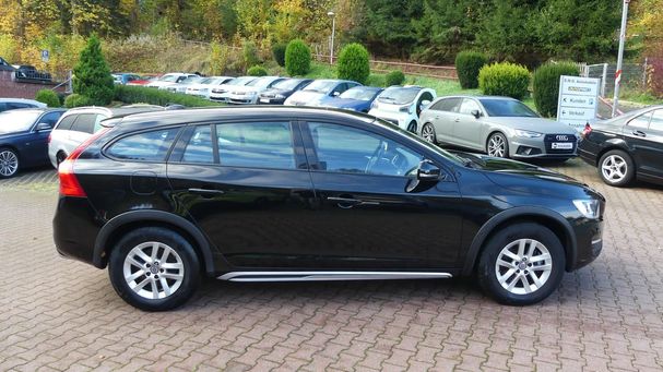 Volvo V60 Cross Country 110 kW image number 4