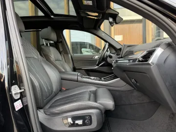 Car image 33