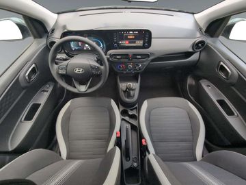 Car image 10