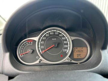 Car image 11