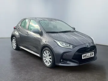 Car image 2