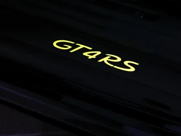 Car image 33