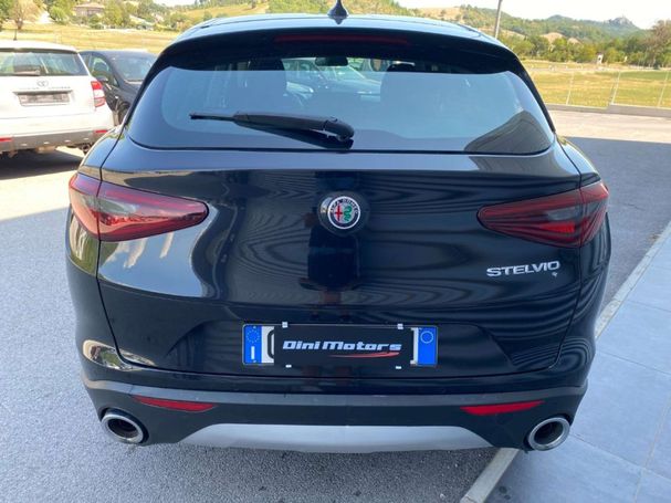 Alfa Romeo Stelvio 2.2 AT8 140 kW image number 5