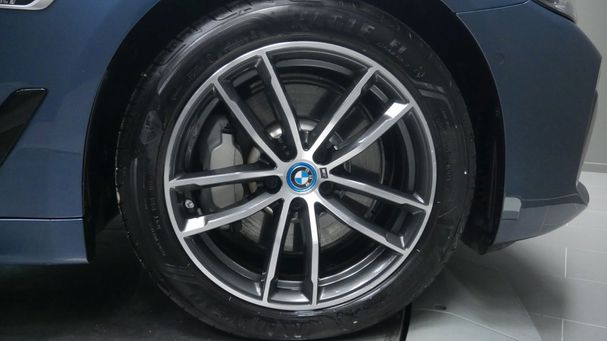 BMW 530 Touring xDrive 216 kW image number 12