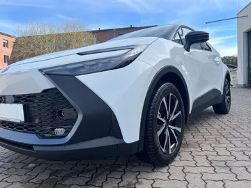 Car image 1