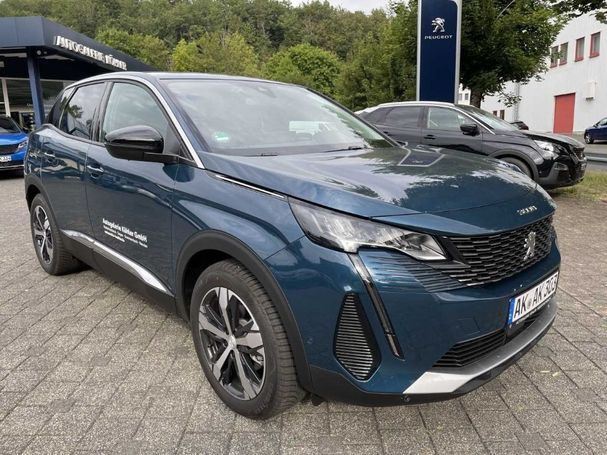 Peugeot 3008 PureTech 130 GPF EAT8 Allure 96 kW image number 2