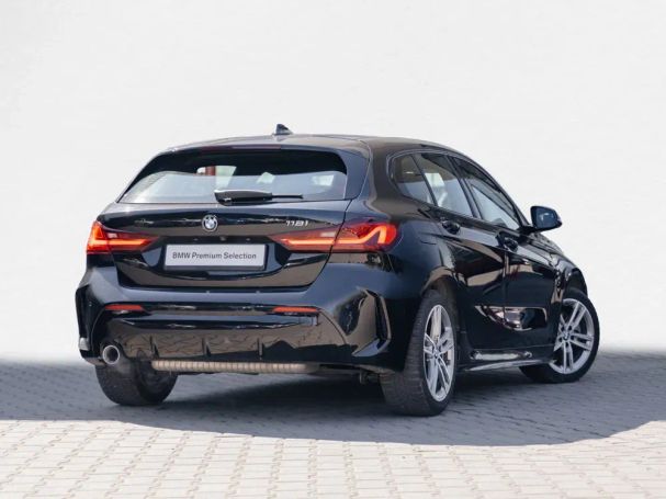 BMW 118i M Sport 103 kW image number 2