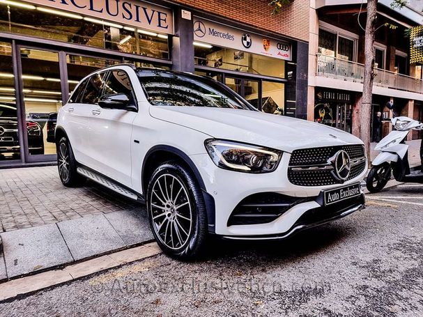 Mercedes-Benz GLC 300 e 4Matic 9G-Tronic 235 kW image number 2