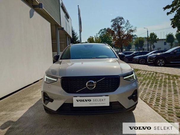 Volvo XC40 120 kW image number 6