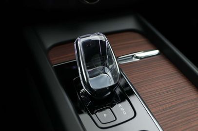 Car image 38