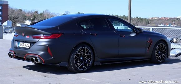 Car image 27