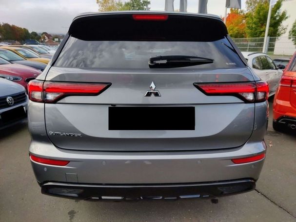 Mitsubishi Outlander 2.0 4WD 110 kW image number 13