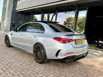 Car image 38