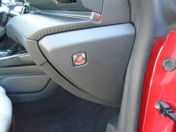 Car image 38