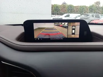 Car image 27