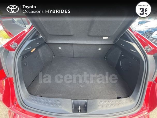 Toyota C-HR 2.0 Hybrid 135 kW image number 11