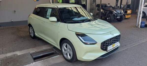 Car image 3