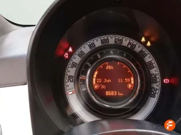 Car image 16
