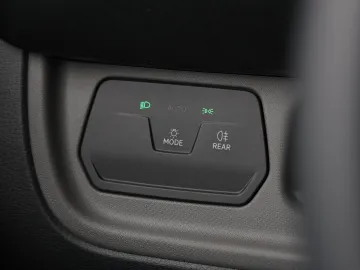 Car image 35