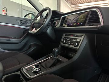 Car image 28