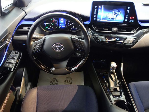 Toyota C-HR 90 kW image number 14